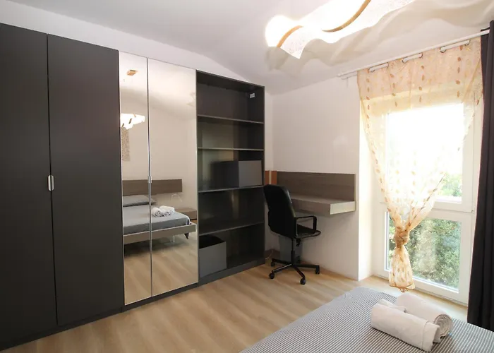 Skyloft Easypark Apartment *